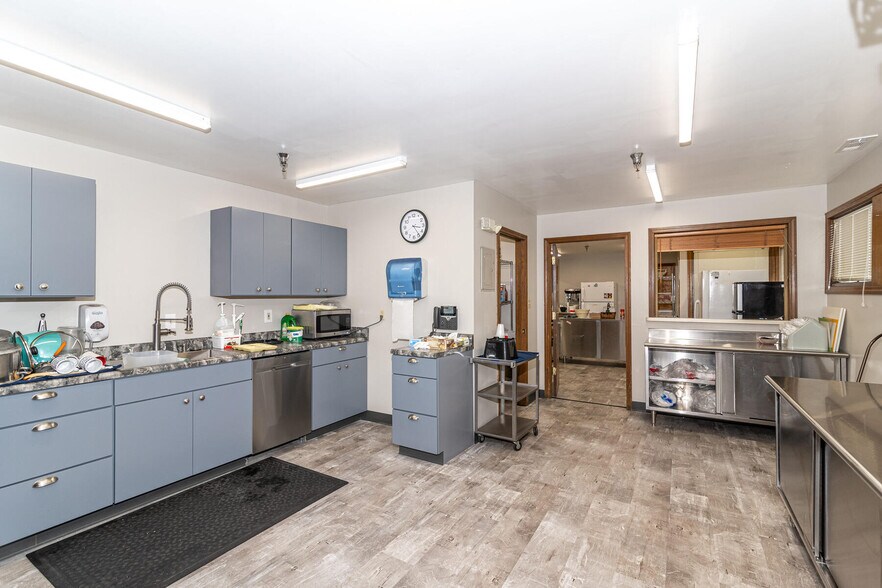 More Photos Of 1640 N Ritter Ave, Indianapolis Medical For Sale