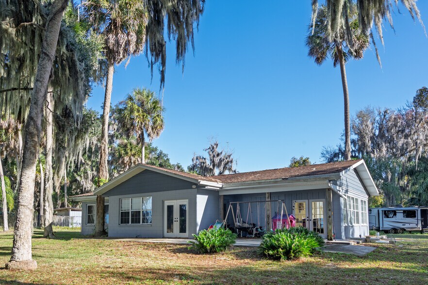 More Photos Of 15008 US 301, Hawthorne Manufactured Housing Mobile Home Park For Sale