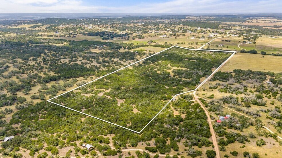 More Photos Of 1984 Grape Creek rd, Fredericksburg Specialty For Sale
