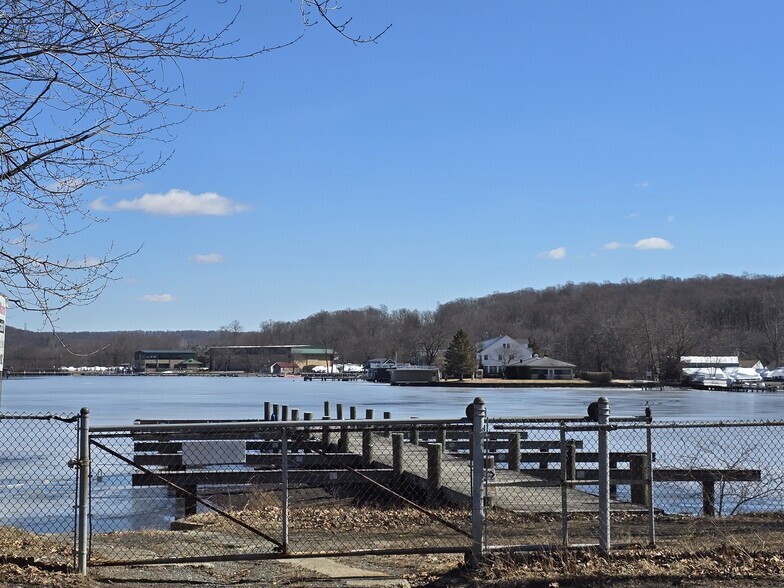More Photos Of 120 Brady Rd, Lake Hopatcong Restaurant For Sale