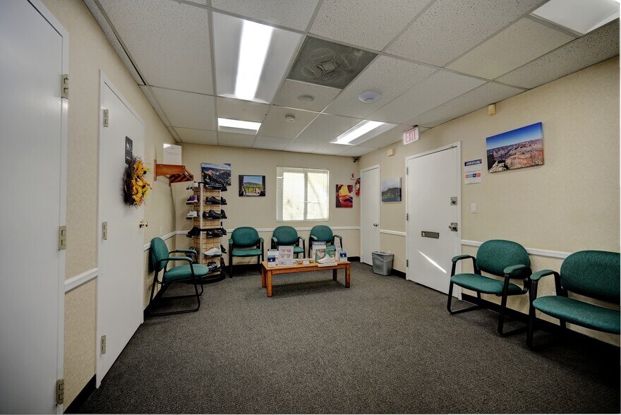 More Photos Of 350 Bloomfield Ave, Bloomfield Office For Sale