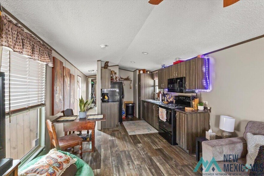 More Photos Of 208 E Mathews St, Roswell Manufactured Housing Mobile Home Park For Sale