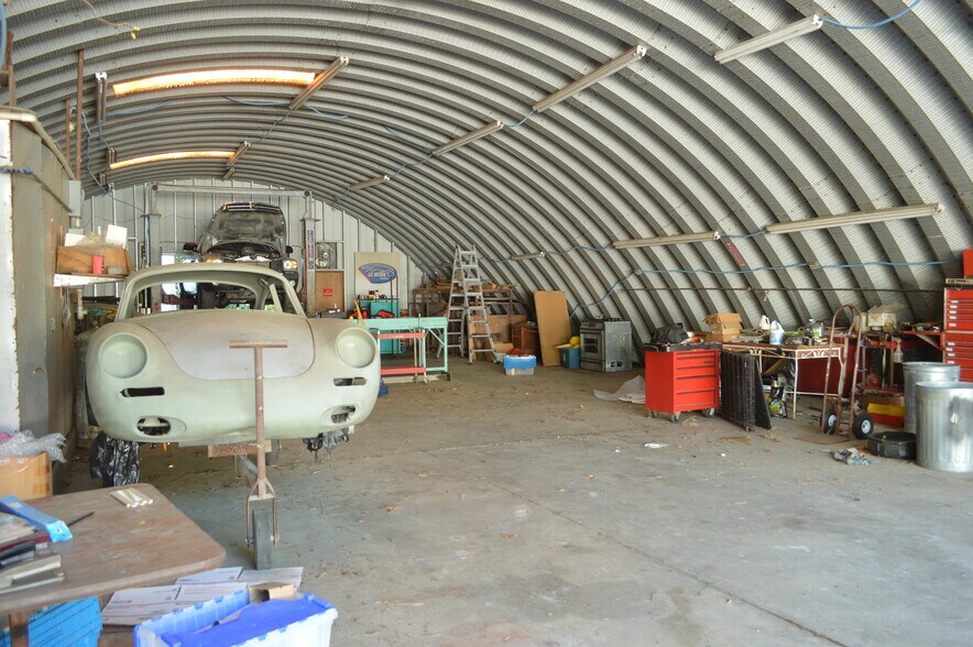 More Photos Of 165 Porsche Ln, Crawfordville Warehouse For Sale