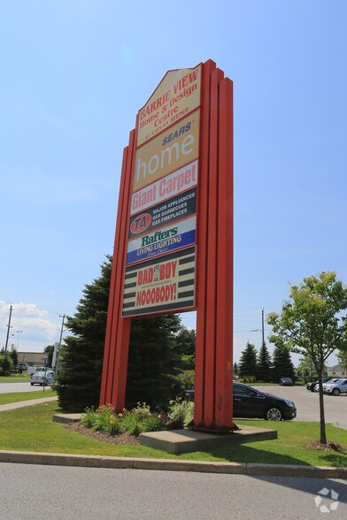 More Photos Of 42 Caplan Ave, Barrie Storefront For Lease