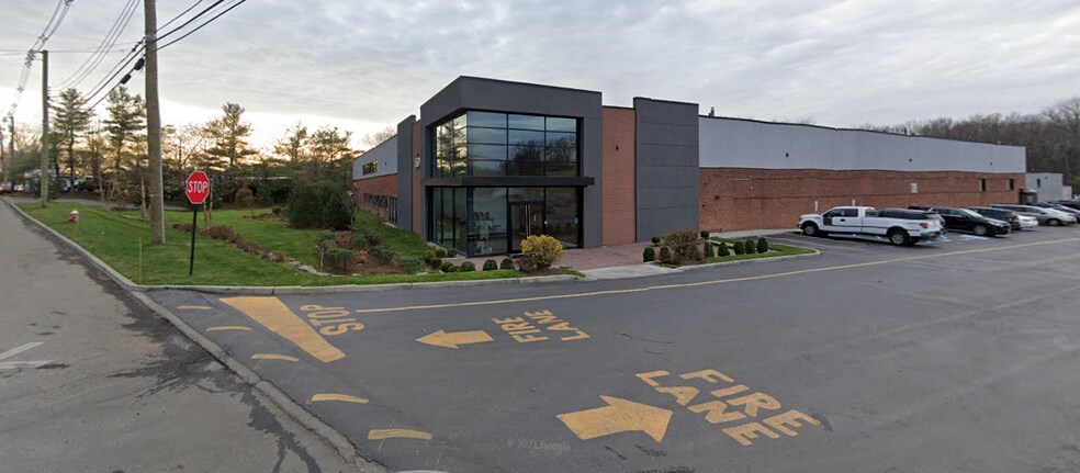 More Photos Of 50 Railroad Ave, Closter Manufacturing For Lease