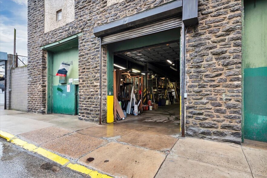 More Photos Of 5416 Lena St, Philadelphia Warehouse For Sale