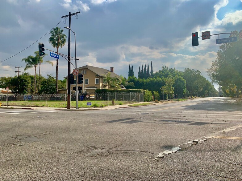 More Photos Of 250 N Wilton Pl, Los Angeles Land For Sale