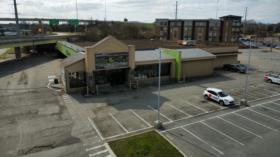 Primary Photo Of 2711-2721 Franklin Pike, Nashville Freestanding For Lease