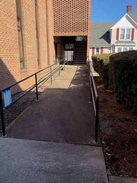 More Photos Of 200 E Fudge St, Covington Specialty For Sale