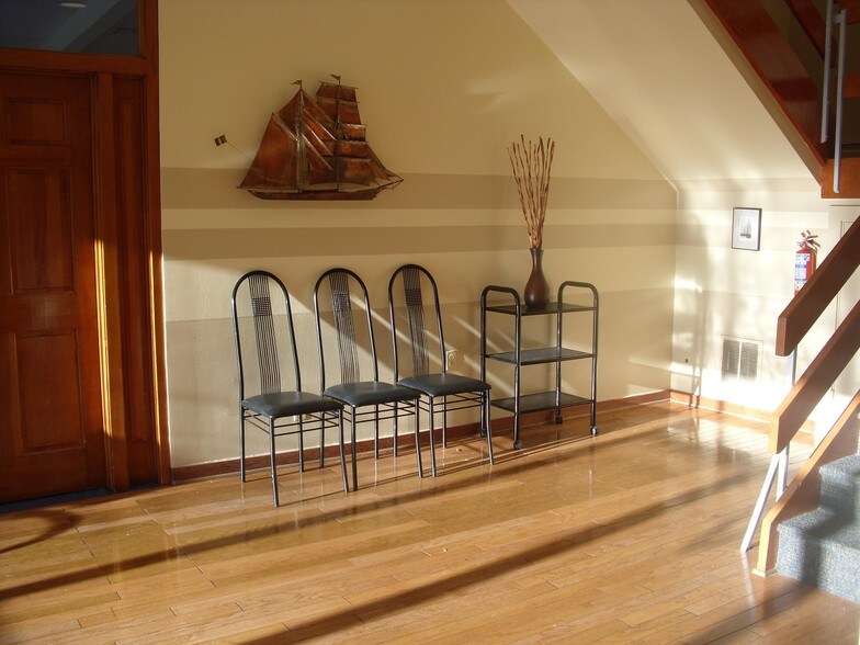 More Photos Of 222 Severn Ave, Annapolis Office For Lease