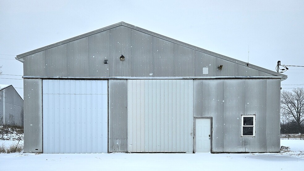 Primary Photo Of 3745 N 1475 East Rd, Heyworth Self Storage For Lease