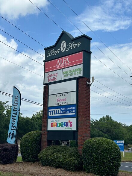 More Photos Of 6207 Cottage Hill Rd, Mobile Storefront Retail Office For Lease
