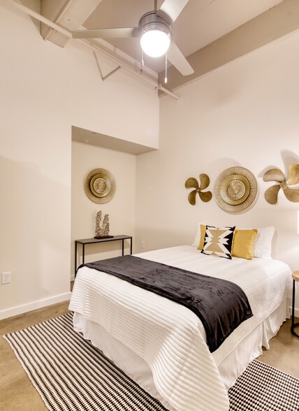 More Photos Of 1100 Richmond Hwy, Richmond Apartments For Sale