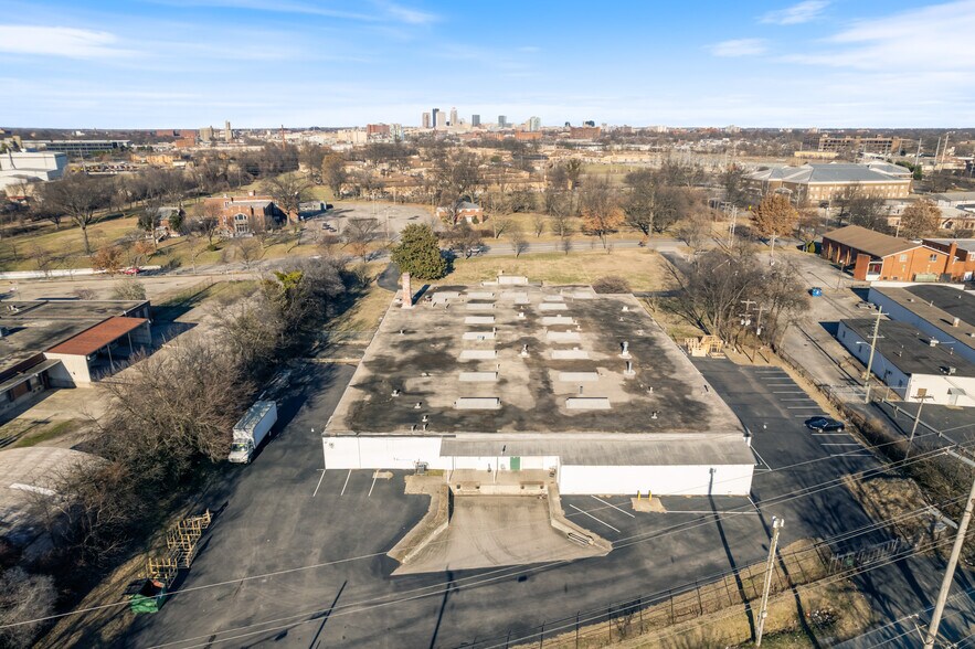 More Photos Of 1500 Algonquin Pky, Louisville Warehouse For Sale