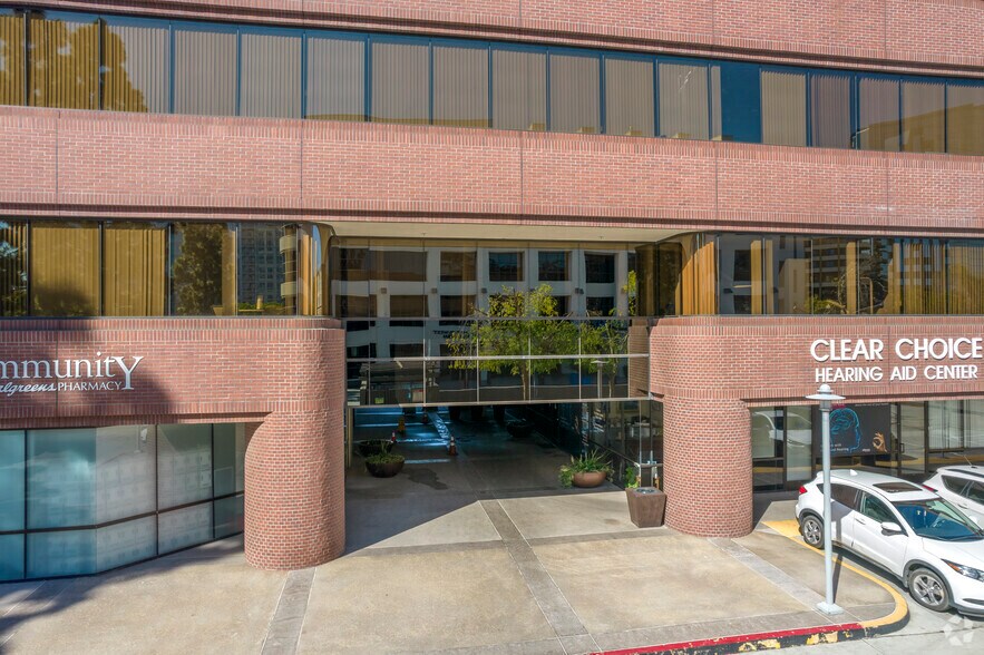More Photos Of 4120-4130 La Jolla Village Dr, La Jolla Unknown For Lease