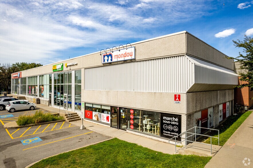 Primary Photo Of 2800 Rue Sherbrooke E, Montréal Storefront For Lease