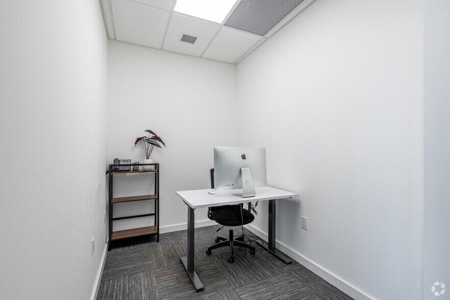 More Photos Of 97 Newkirk St, Jersey City Coworking Space