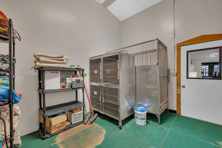More Photos Of 441 E Stevenson Rd, Ottawa Restaurant For Sale