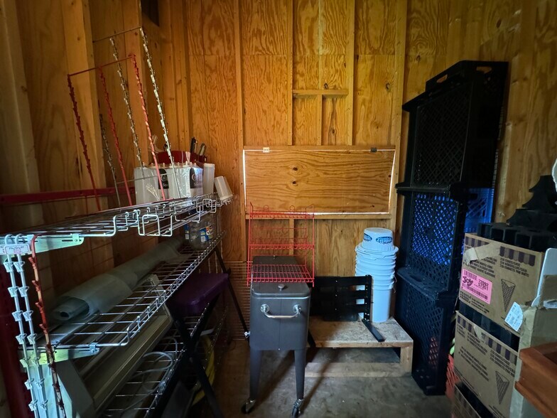 More Photos Of 482 N Sage Lake Rd, Hale Freestanding For Sale