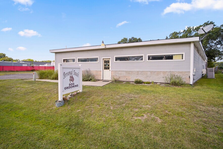 More Photos Of 3980 Ann Arbor Rd, Jackson Light Manufacturing For Sale