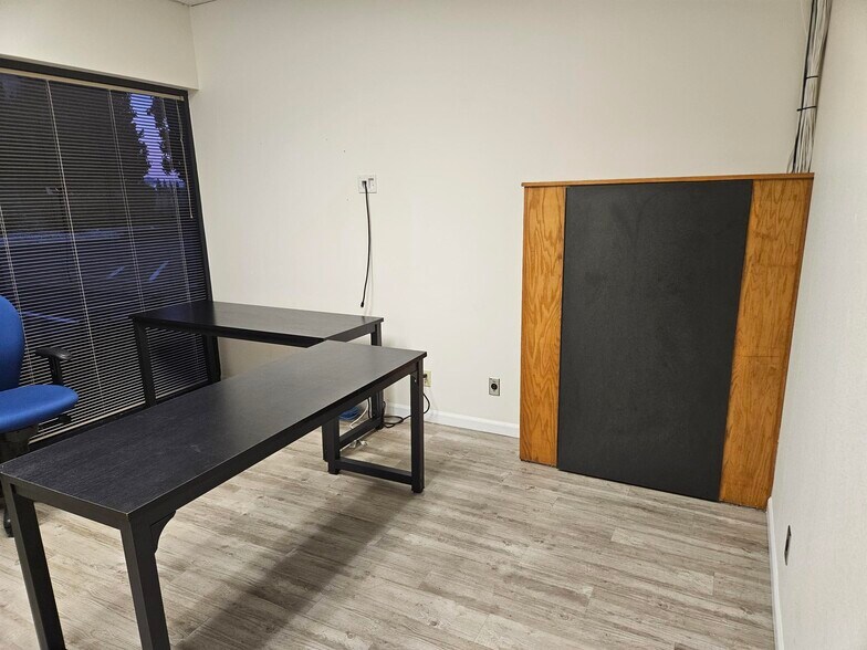 More Photos Of 5510 Skylane Blvd, Santa Rosa Office For Lease