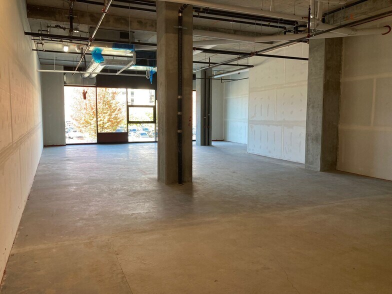 More Photos Of 1526 Finlay St, White Rock Apartments For Sale