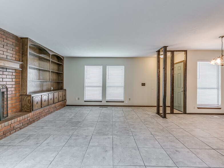 More Photos Of , Oklahoma City Specialty For Sale