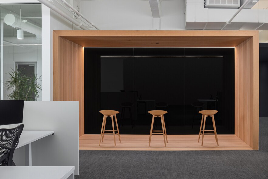 More Photos Of 11 NW 10th St, Oklahoma City Office For Lease