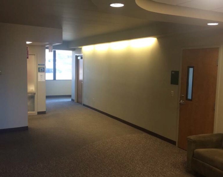 More Photos Of 507 S Washington St, Spokane Medical For Sale