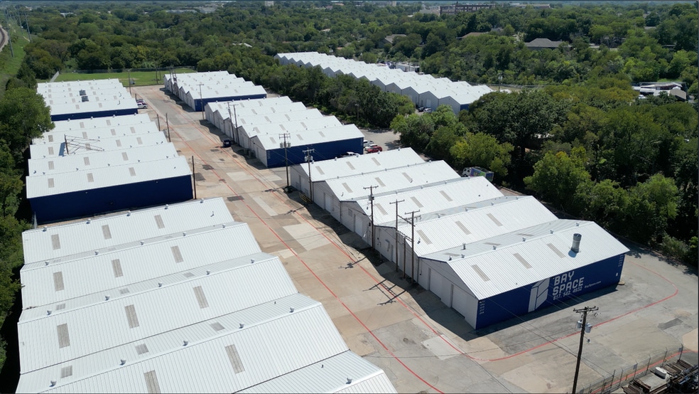 Primary Photo Of 2661-2669 Ludelle St, Fort Worth Unknown For Lease