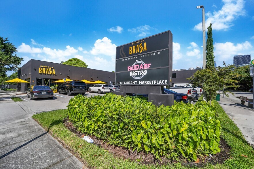 More Photos Of 1820 SW 3rd Ave, Miami Freestanding For Lease