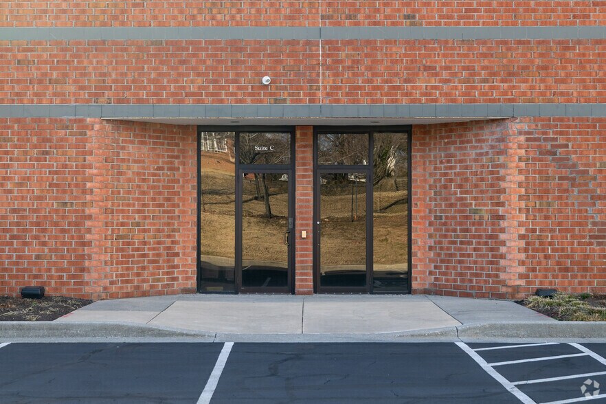 More Photos Of 6615 Tributary St, Baltimore Warehouse For Lease