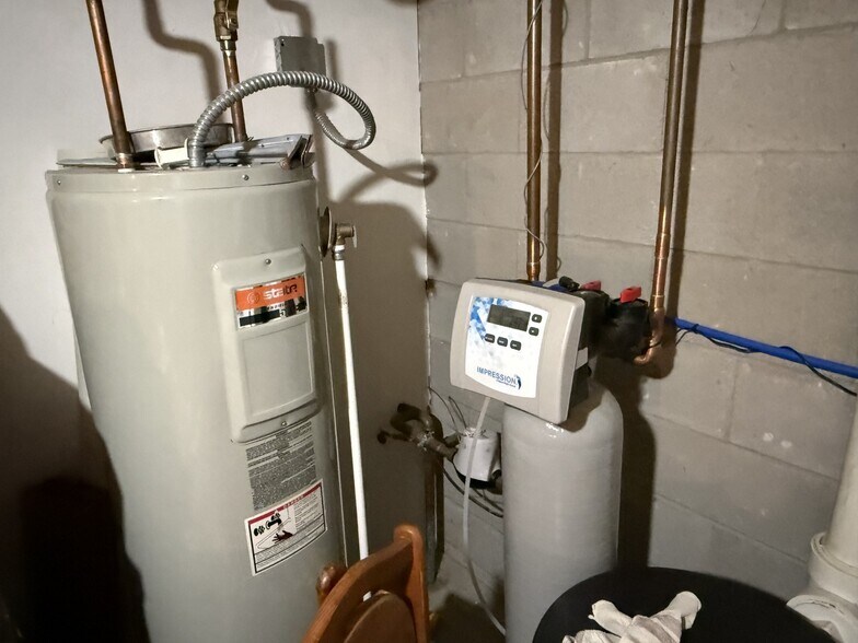 More Photos Of 34 E Paine St, Kiel Apartments For Sale