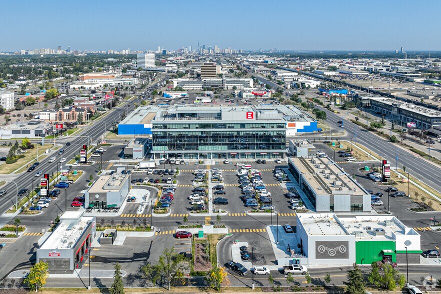 More Photos Of 4607 Calgary Trl NW, Edmonton Office For Lease