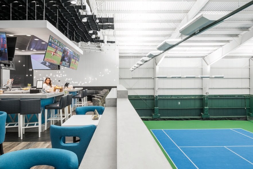 More Photos Of 333 Clay St, Houston Office For Lease