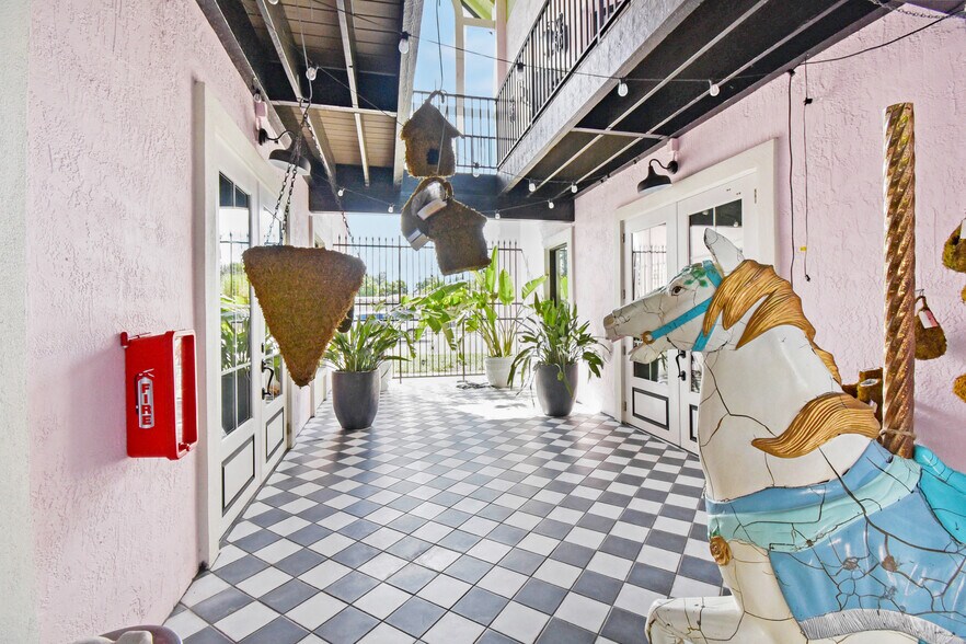 More Photos Of 3000 N Ponce De Leon Blvd, Saint Augustine Storefront Retail Office For Lease