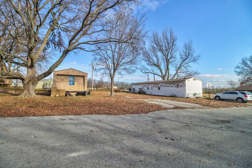More Photos Of 1 Oakdale Dr, Lexington Manufactured Housing Mobile Home Park For Sale