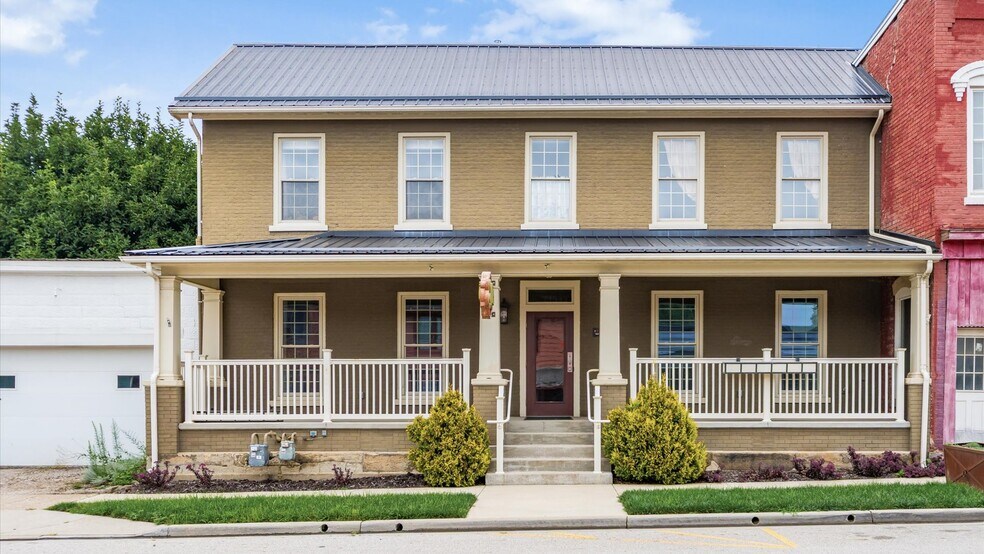 More Photos Of 120 W Main St, Somerset Flex For Sale