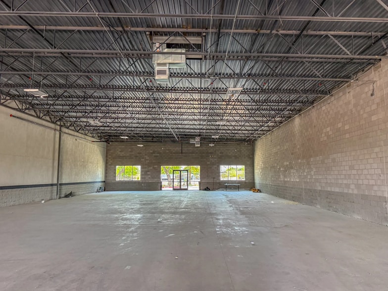 More Photos Of 7561 E Baseline Rd, Mesa Freestanding For Sale