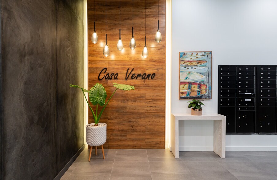 More Photos Of 961 SW 7th St, Miami Apartments For Lease