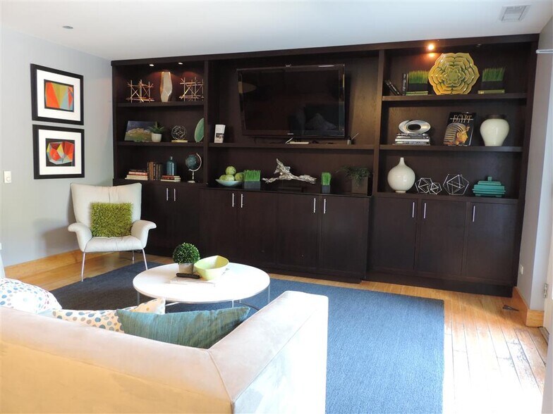 More Photos Of 1209 W Arthur Ave, Chicago Apartments For Lease