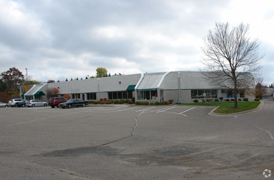 More Photos Of 7115-7149 Shady Oak Rd, Eden Prairie Light Manufacturing For Lease