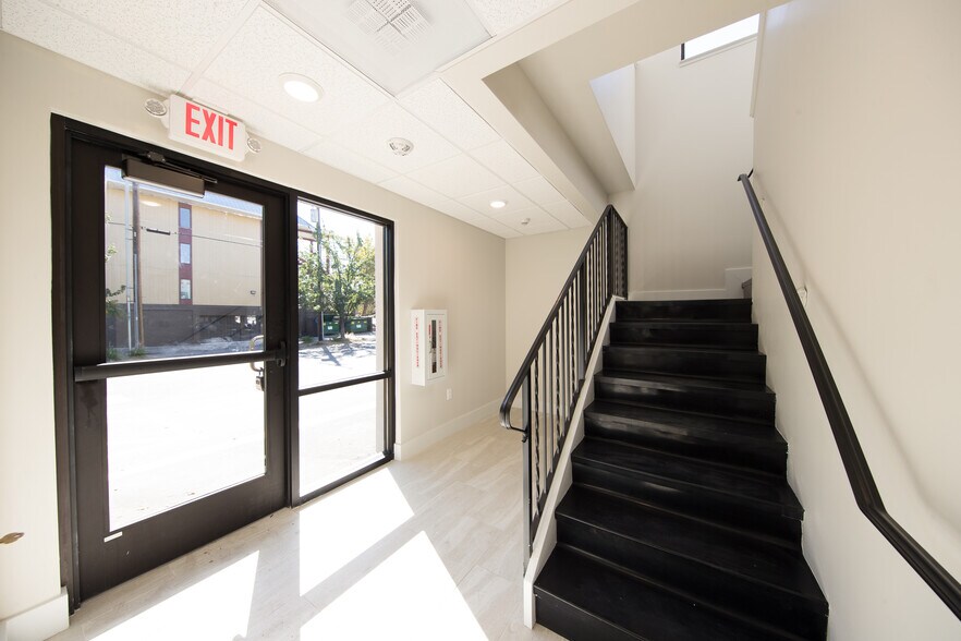 More Photos Of 600 Mill St, Reno Office For Sale