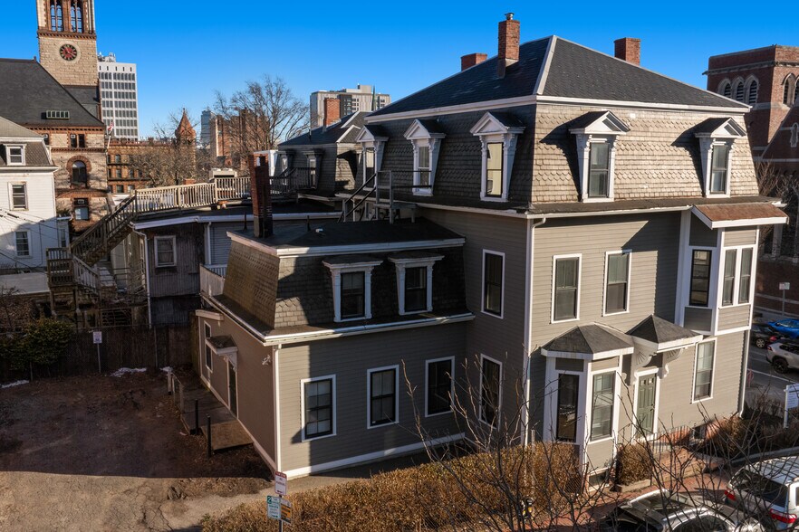 More Photos Of 847 Massachusetts Ave, Cambridge Office For Sale