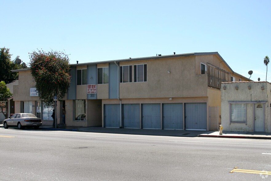 More Photos Of 3100-3104 E 7th St, Long Beach Office For Lease