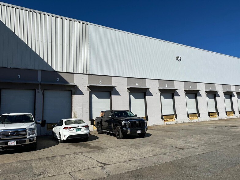 More Photos Of 58 R Pulaski St, Peabody Distribution For Lease