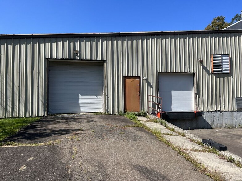 More Photos Of 2 Commerce Dr, North Branford Warehouse For Sale