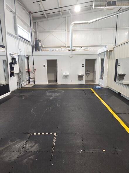 More Photos Of 2304 Old Concord Rd, Smyrna Industrial For Sale