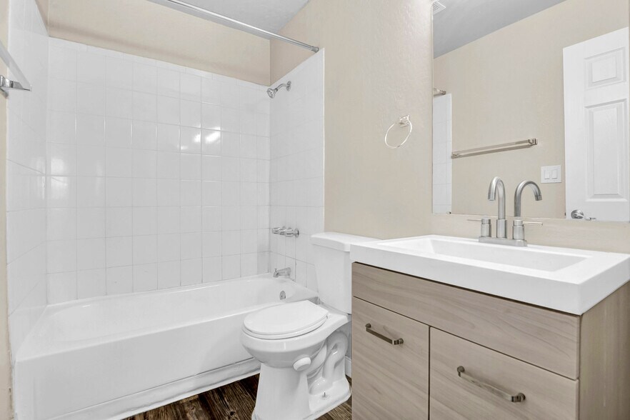 More Photos Of 1253 W Pierce St, Phoenix Multifamily For Sale