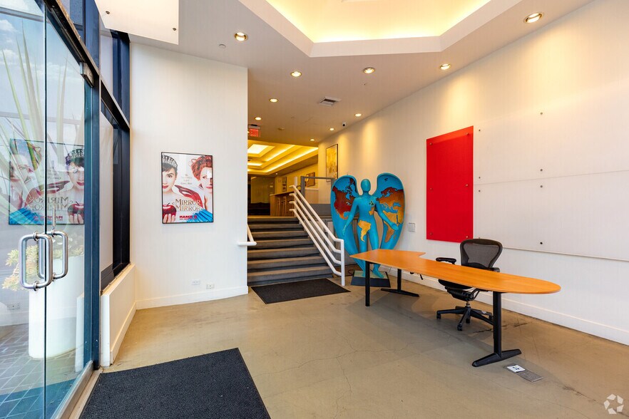 More Photos Of 640 S San Vicente Blvd, Los Angeles Medical For Lease